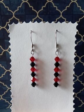 "Gothic Kiss" Earrings